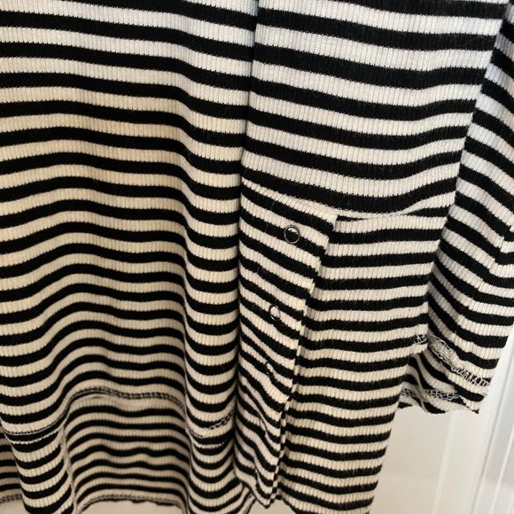 Evereve black and white striped waffle knit button sleeve - Picture 2 of 3